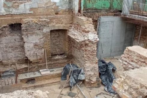 Фундаменти палацу Розумовського накриють бетонною плитою, а будівлю ХІХ ст. розберуть &mdash; активісти