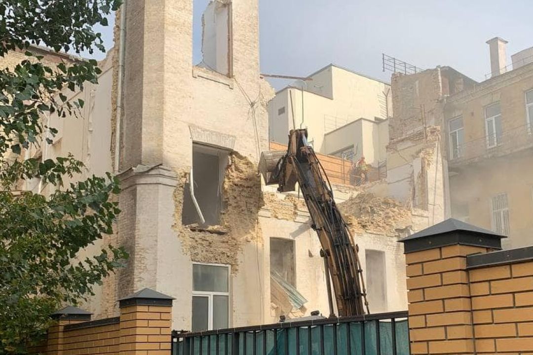Суд дозволив забудовнику не відновлювати зруйнувану частину пам'ятки на Рейтарській