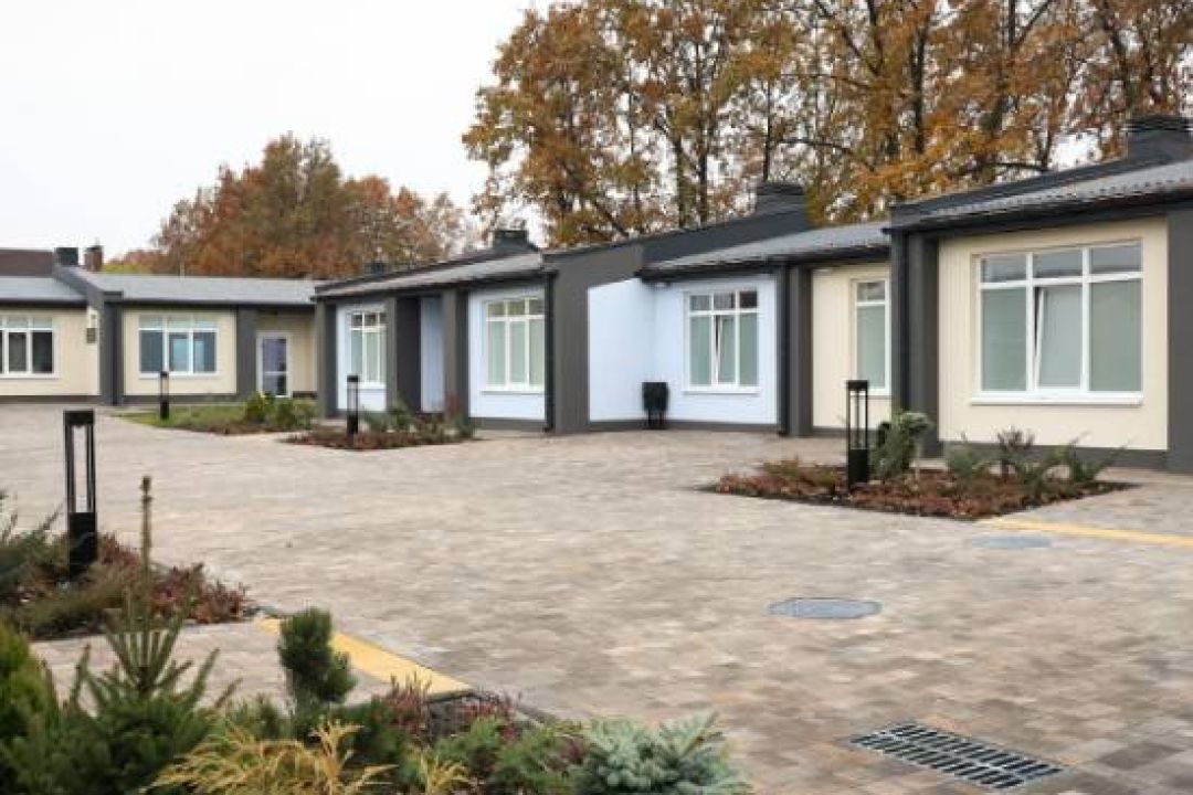 На Київщині понад 30 родин ВПО отримали житло у “Містечку Хансена”