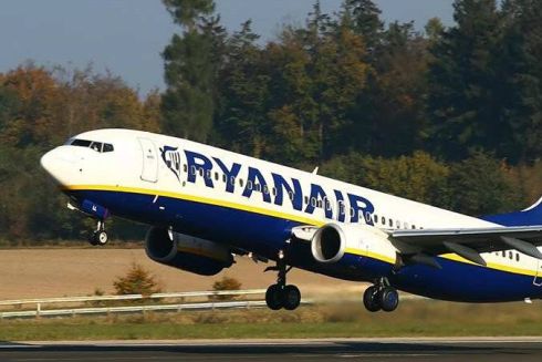 Ryanair устраивает распродажу к Пасхе: билеты из Украины от 10 евро