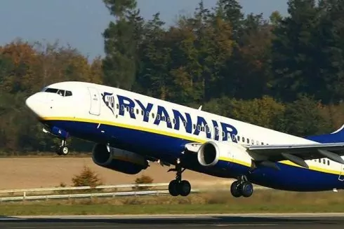 Ryanair устраивает распродажу к Пасхе: билеты из Украины от 10 евро