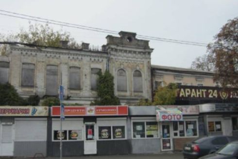 Верховний Суд збирається позбавити статусу памʼятки цілий комплекс історичних будівель на Деміївці