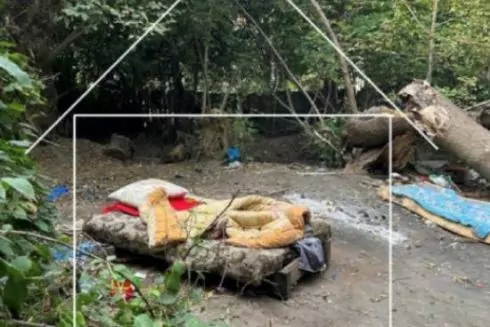 Прокуратура Києва через суд скасувала право власності на вигаданий будинок, створений для захоплення землі