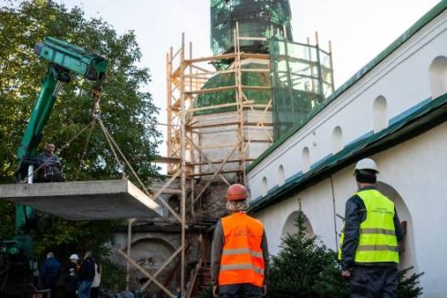 В Києво-Печерській лаврі реставрують вежу, збудовану коштом Івана Мазепи: фото