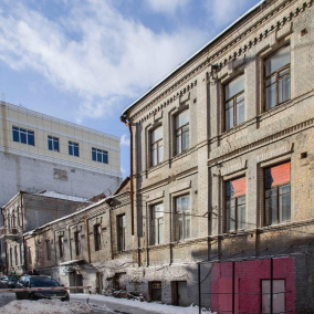 Кияни закликають врятувати садибу Ніцке на Подолі від знесення та будівництва офісного центру на її місці