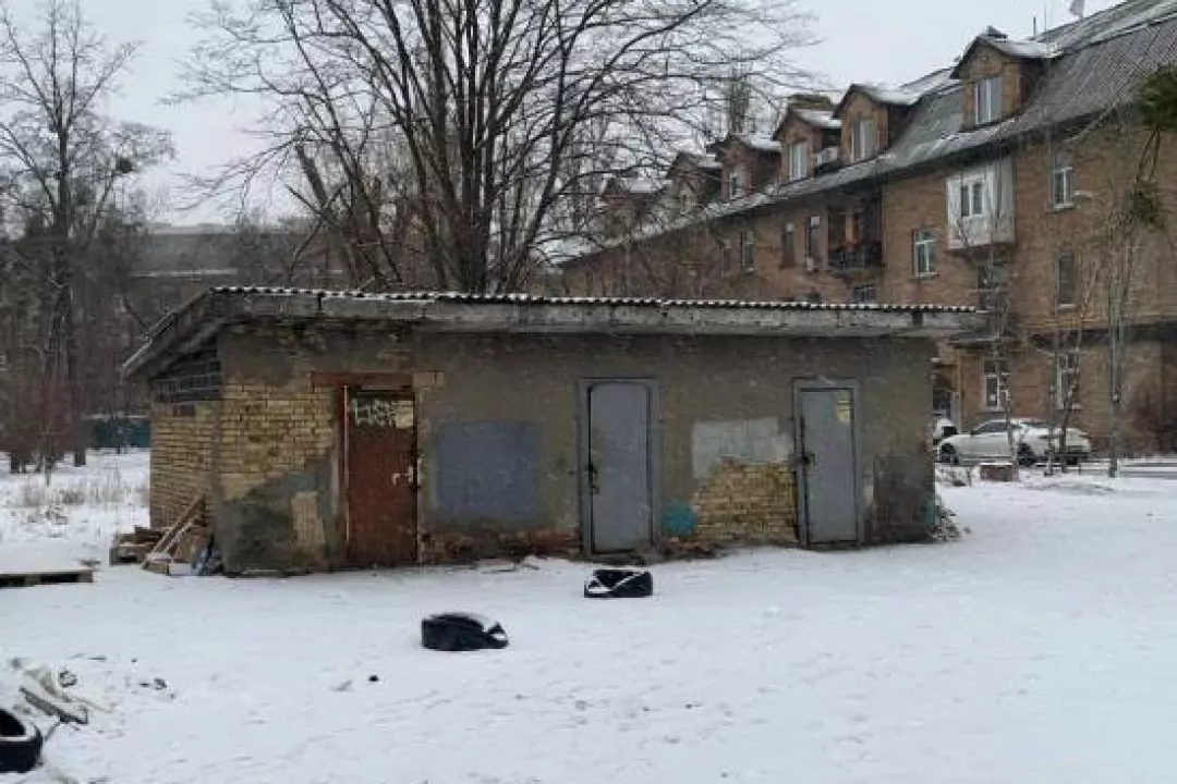 На Печерську забудовник незаконно захопив землю - прокуратура подала позов