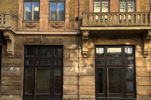 Дивіться, як у Львові реставрували історичний фасад будинку