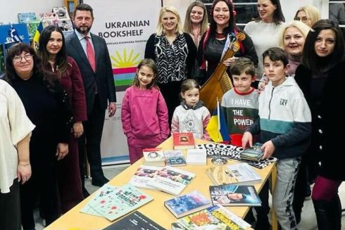 У лютому в 6 країнах відкрили 9 українських книжкових поличок: всього у світі їх 230