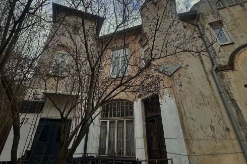 Історичну віллу художника Розвадовського у Львові виставили на продаж за 850 тисяч доларів