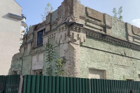 Полиция открыла уголовное производство из-за разрушения 100-летней лесопилки Снежко