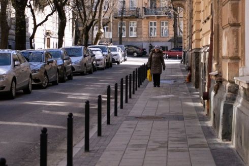 Погляньте, як у Львові оновили вулицю та зробили її безбар'єрною