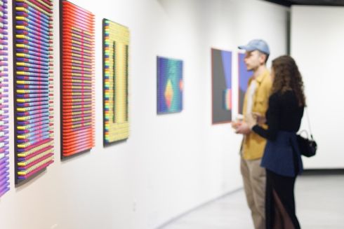 У Львові відкрили виставку, де глядач може змінювати простір і композицію