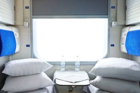 “Укрзалізниця” до кінця року запустить “сімейні вагони”