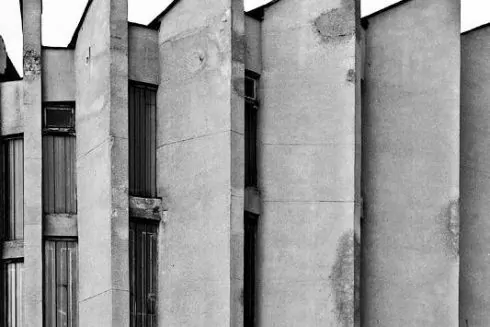 На Воскресенці на місці модерністського басейну збудують житловий комплекс