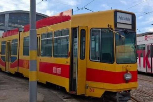 Львів отримав перші трамваї зі швейцарського Базеля
