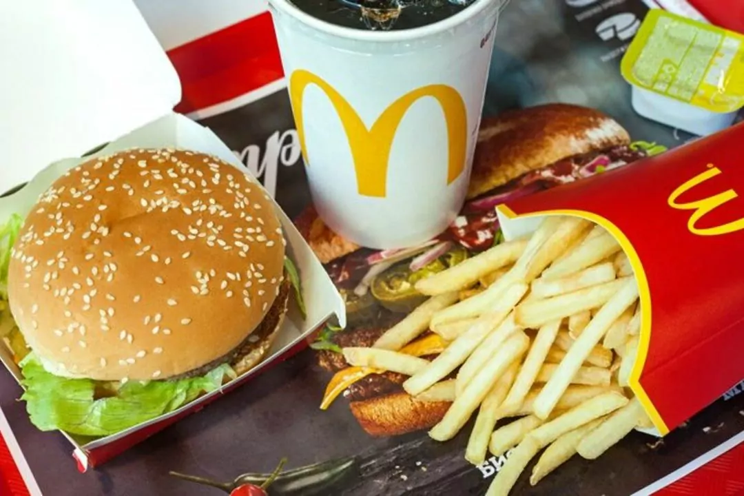 McDonald's возобновляет работу еще трех заведений в Киеве и области