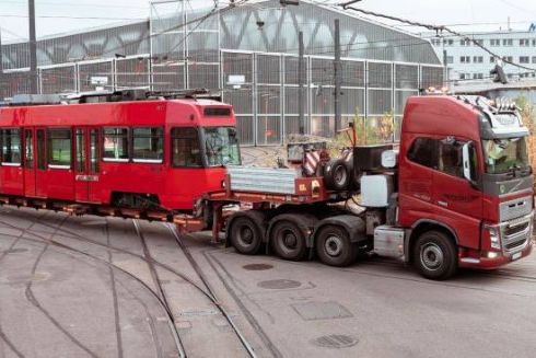 Львів отримає ще два трамваї зі Швейцарії: коли вони прибудуть до міста