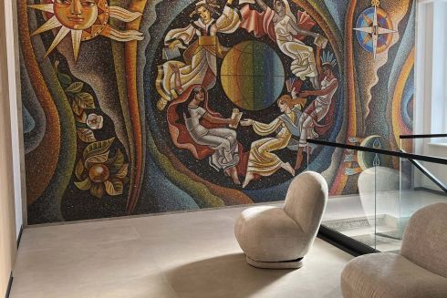 У Львові відкрили для всіх відновлену мозаїку "Інформаційний простір"