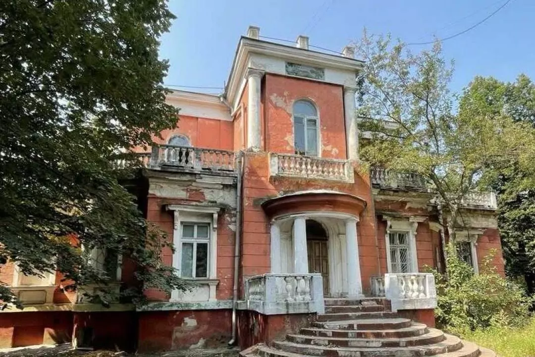Одеський санаторій &laquo;Чорне море&raquo; врятували від забудови &mdash; завдяки тиску громади