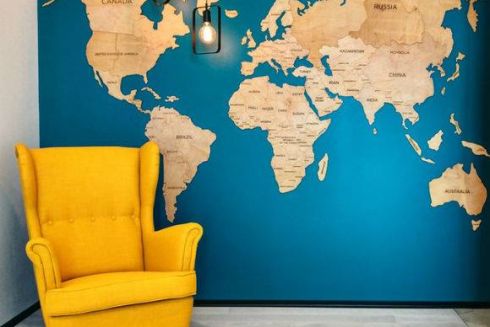 Український виробник настінних карт зібрав $100 000 на Kickstarter