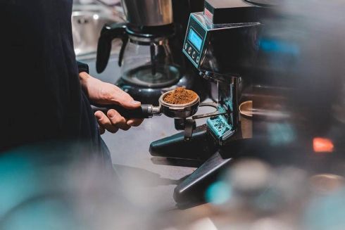 Біля метро «Хрещатик» відкрили кав'ярню Minimalism