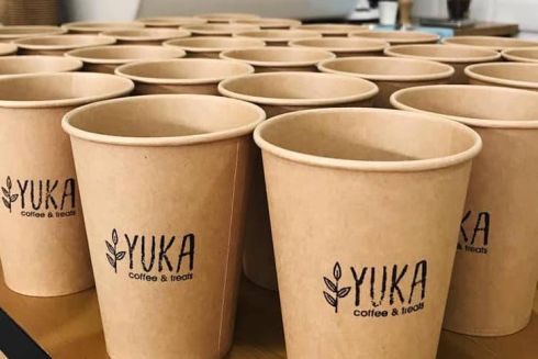 Все виды молока и орешки со сгущенкой: возле цирка открыли кофейню Yuka