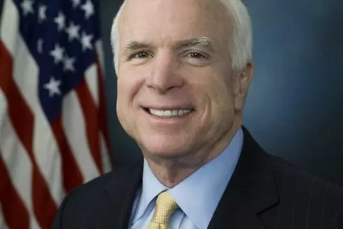 Улицу Кудри переименовали в честь сенатора Маккейна