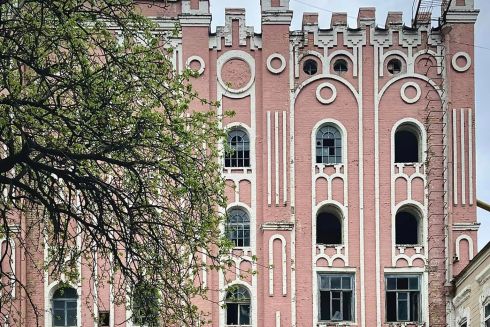 Кейс: як громаді вдалося захистити територію заводу Ріхерта на Подолі від забудови