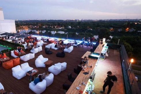 Дахи Києва: Найкращі руфтопи і місця для вечірок