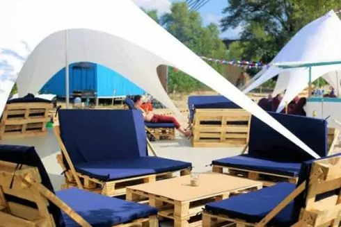 Поряд з Московським мостом відкриють оновлений пляж