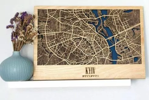 Українські дерев'яні 3D-карти зібрали на Kickstarter $30 тисяч за три дні