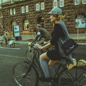Замість метро і маршруток: Лайфхаки киян, які їздять містом на велосипеді