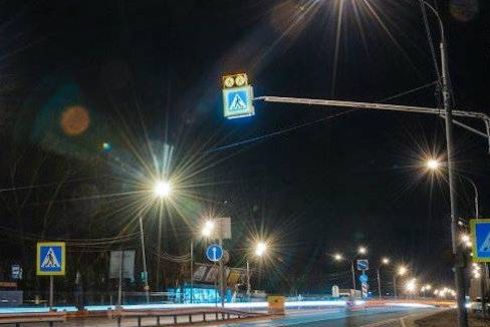 У Києві облаштували 12 пішохідних переходів із сенсорним освітленням