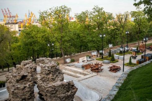 В Одессе открыли новый парк рядом с Потемкинской лестницей