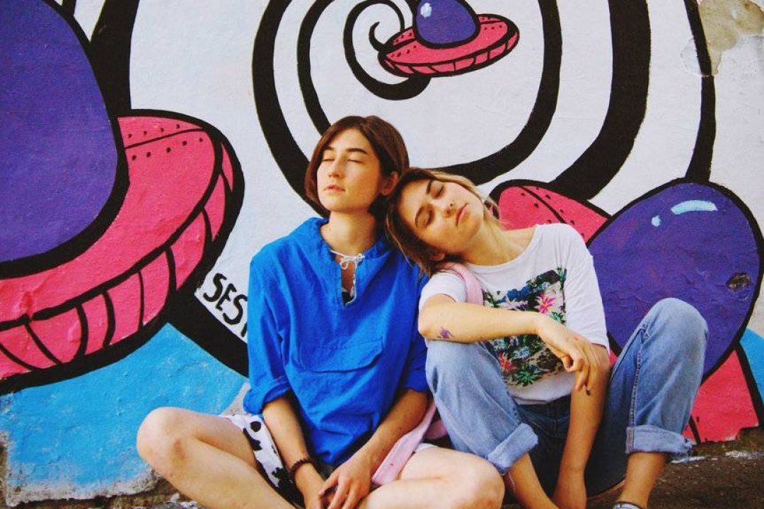 Я так бачу: Sestry Feldman про любов до нелегального мистецтва, київські мурали і свої роботи