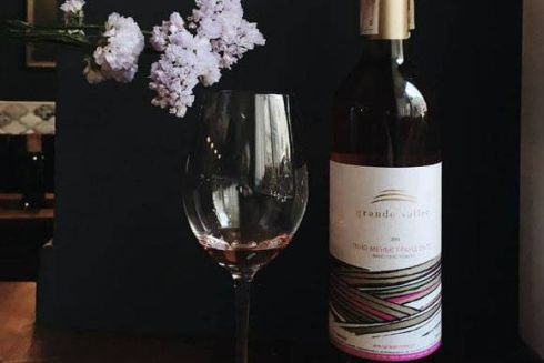 У Києві створили сервіс з доставки винних сетів