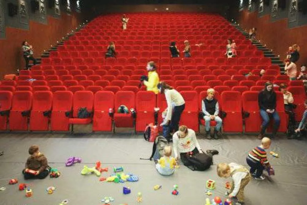 Ще в одному київському кінотеатрі з'явилися &laquo;тихі сеанси&raquo;
