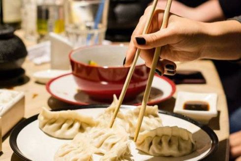 На Полярній відкрилася китайська пельменна