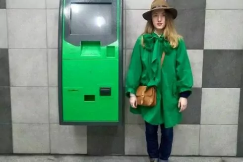 Как выглядит вестибюль Левобережной после ремонта