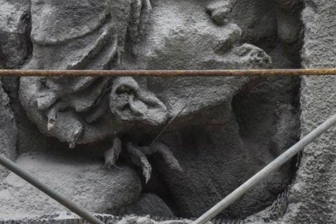 На Байковом кладбище восстановили фрагмент «Стены памяти»