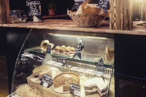 На Бессарабке открылась новая точка со здоровым стрит-фудом