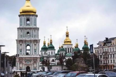 Софійську і Михайлівську площі готують до реконструкції