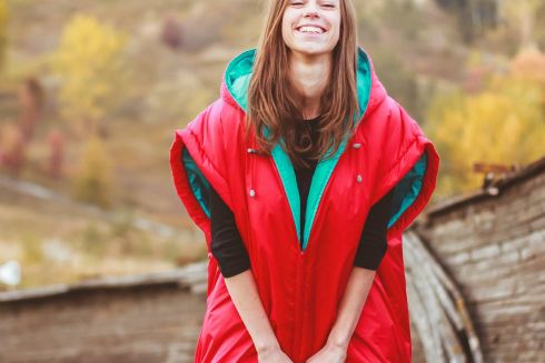 Від творців: Як киянка придумала шити куртки-спальники для подорожей