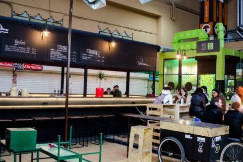 Гастро-новости: Кто и зачем открыл на Бессарабке новые точки со стрит-фудом