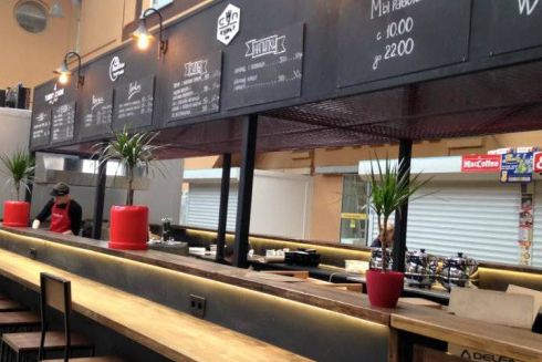 На Бессарабке открылись новые точки со стрит-фудом