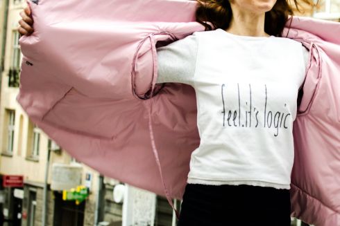 Як киянки шиють пуховики-ковдри, сукні, спідниці й пальта