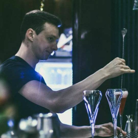 Діма Борисов відкрив «секретний бар» на Городецького