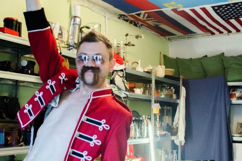 Як засновник «Розумної кави» відкрив гаражну барахолку