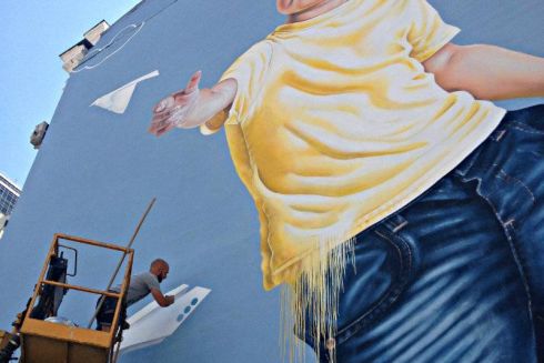 Новые граффити в Киеве, хороший Донецк и ночные занятия спортом в городе