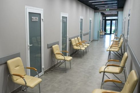 В Макарове восстановили амбулаторию, разрушенную оккупантами: фото